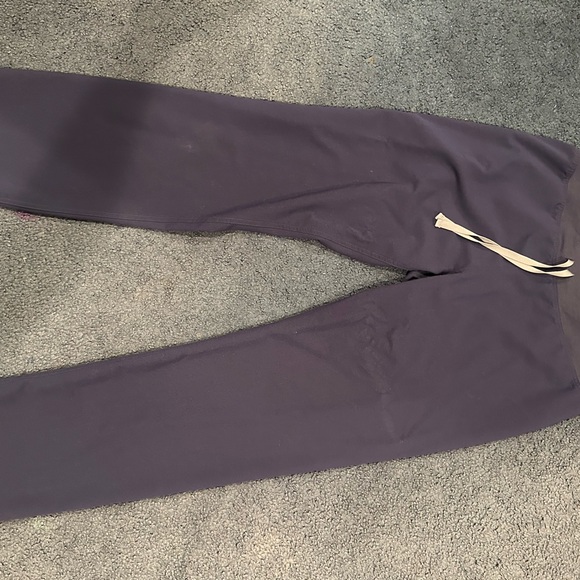 Figs Livingston Scrub Pants - Picture 1 of 3